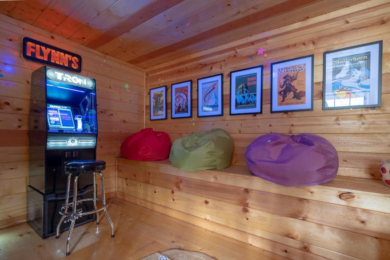 הוילה בלו רידג' Three Dog Night - Pet-Friendly Cabin With Hot Tub מראה חיצוני תמונה